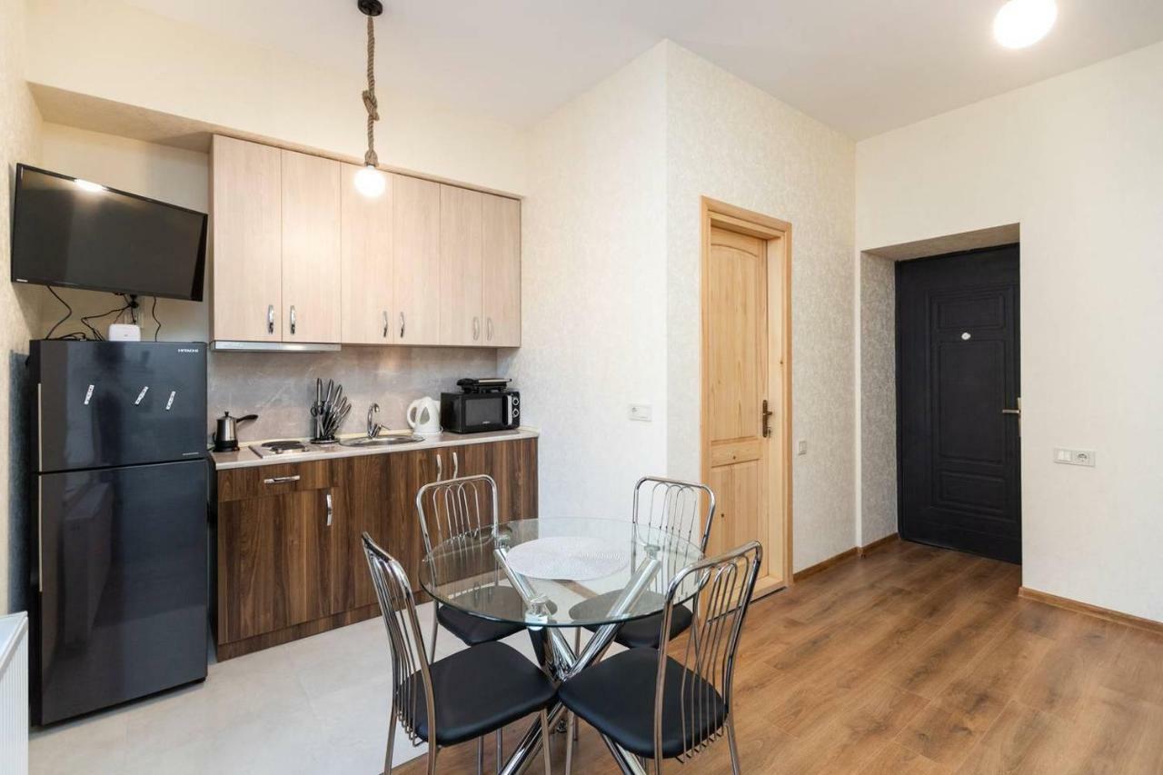 Wehost Stylish Apartment In Old 트빌리시 외부 사진